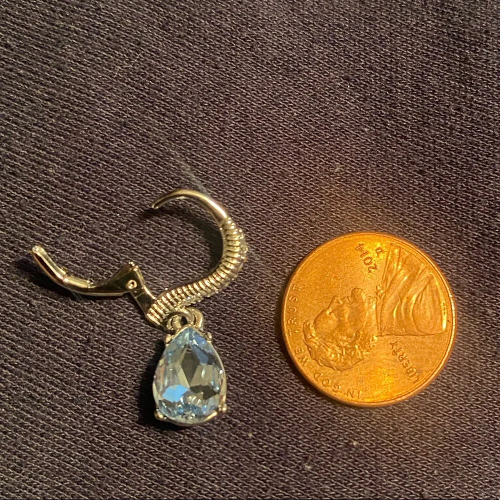 Givenchy Blue Crystal Tear Drop Earring and Necklace Set - Picture 3 of 9